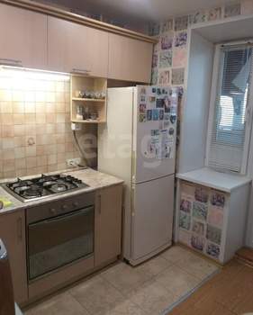 2-к квартира, вторичка, 49м2, 1/5 этаж