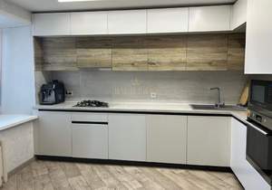 3-к квартира, вторичка, 98м2, 10/14 этаж