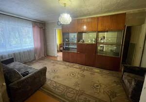 3-к квартира, вторичка, 42м2, 1/5 этаж