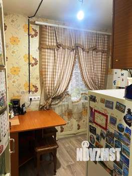 2-к квартира, вторичка, 44м2, 1/4 этаж