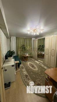 2-к квартира, вторичка, 57м2, 1/10 этаж