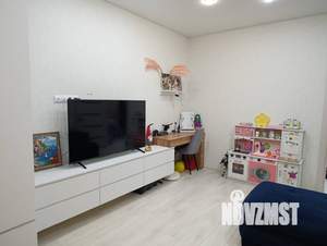 2-к квартира, вторичка, 60м2, 1/9 этаж