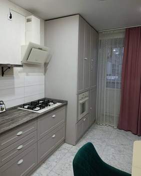 2-к квартира, вторичка, 60м2, 1/9 этаж