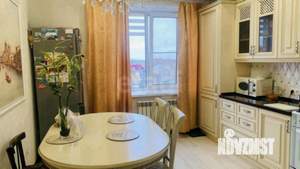 2-к квартира, вторичка, 63м2, 9/9 этаж