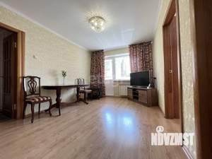 4-к квартира, вторичка, 60м2, 5/5 этаж