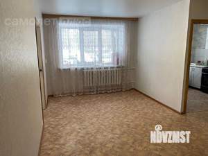 2-к квартира, вторичка, 44м2, 1/4 этаж