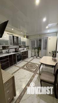 2-к квартира, вторичка, 57м2, 1/10 этаж