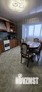 3-к квартира, вторичка, 106м2, 10/10 этаж