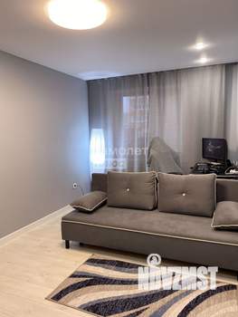 2-к квартира, вторичка, 58м2, 1/9 этаж