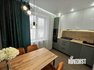 2-к квартира, вторичка, 54м2, 1/9 этаж