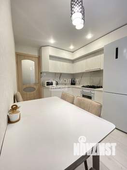 2-к квартира, вторичка, 55м2, 1/5 этаж