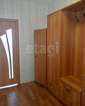 1-к квартира, вторичка, 42м2, 6/9 этаж