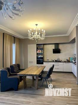 4-к квартира, вторичка, 170м2, 9/9 этаж