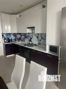 2-к квартира, вторичка, 64м2, 9/9 этаж