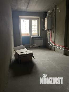 2-к квартира, вторичка, 58м2, 1/10 этаж