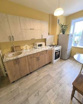 2-к квартира, вторичка, 53м2, 4/5 этаж