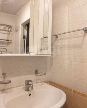 2-к квартира, вторичка, 49м2, 1/5 этаж