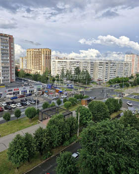 3-к квартира, вторичка, 79м2, 9/9 этаж