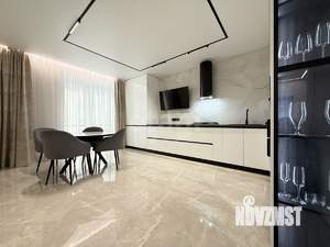 3-к квартира, вторичка, 108м2, 2/9 этаж