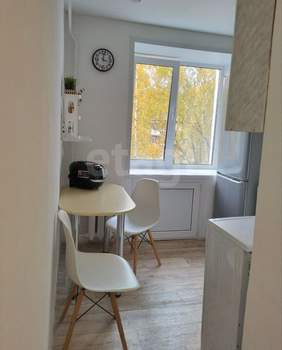 2-к квартира, вторичка, 47м2, 5/5 этаж