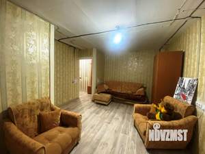 2-к квартира, вторичка, 44м2, 1/4 этаж