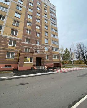 2-к квартира, вторичка, 61м2, 1/10 этаж