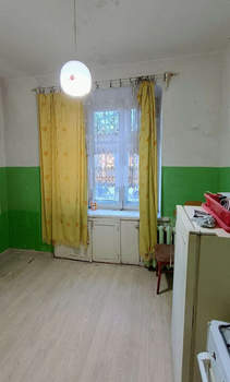 2-к квартира, вторичка, 52м2, 1/4 этаж