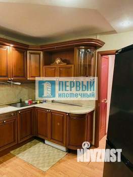 3-к квартира, вторичка, 98м2, 3/5 этаж