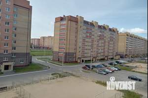 2-к квартира, вторичка, 58м2, 1/9 этаж