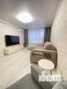 2-к квартира, вторичка, 55м2, 1/5 этаж