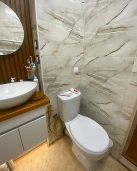 2-к квартира, вторичка, 45м2, 1/5 этаж