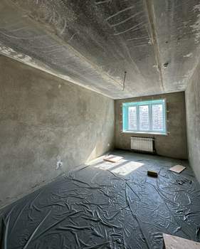 2-к квартира, вторичка, 60м2, 1/10 этаж