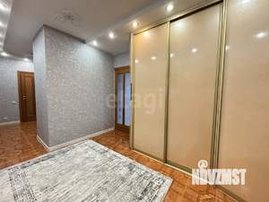 3-к квартира, вторичка, 160м2, 1/3 этаж