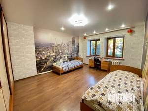 3-к квартира, вторичка, 151м2, 4/4 этаж
