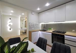 3-к квартира, вторичка, 81м2, 7/9 этаж