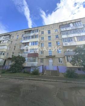 2-к квартира, вторичка, 53м2, 4/5 этаж