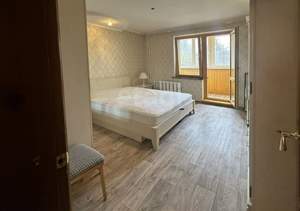 3-к квартира, вторичка, 75м2, 3/7 этаж