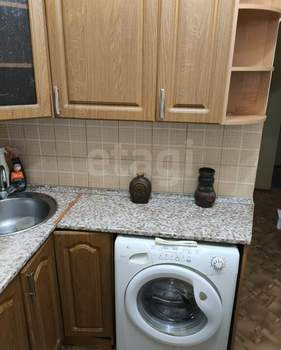 2-к квартира, вторичка, 52м2, 1/5 этаж