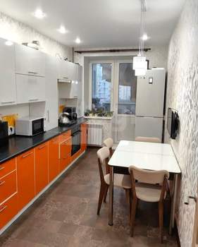 2-к квартира, вторичка, 64м2, 5/10 этаж