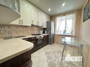 1-к квартира, вторичка, 42м2, 3/10 этаж
